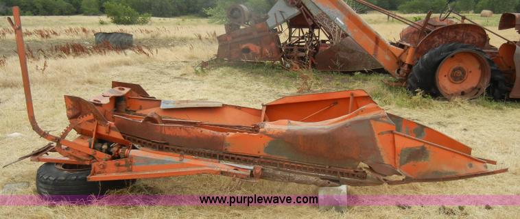 image for item N9818 1939 Allis-Chalmers WC tractor