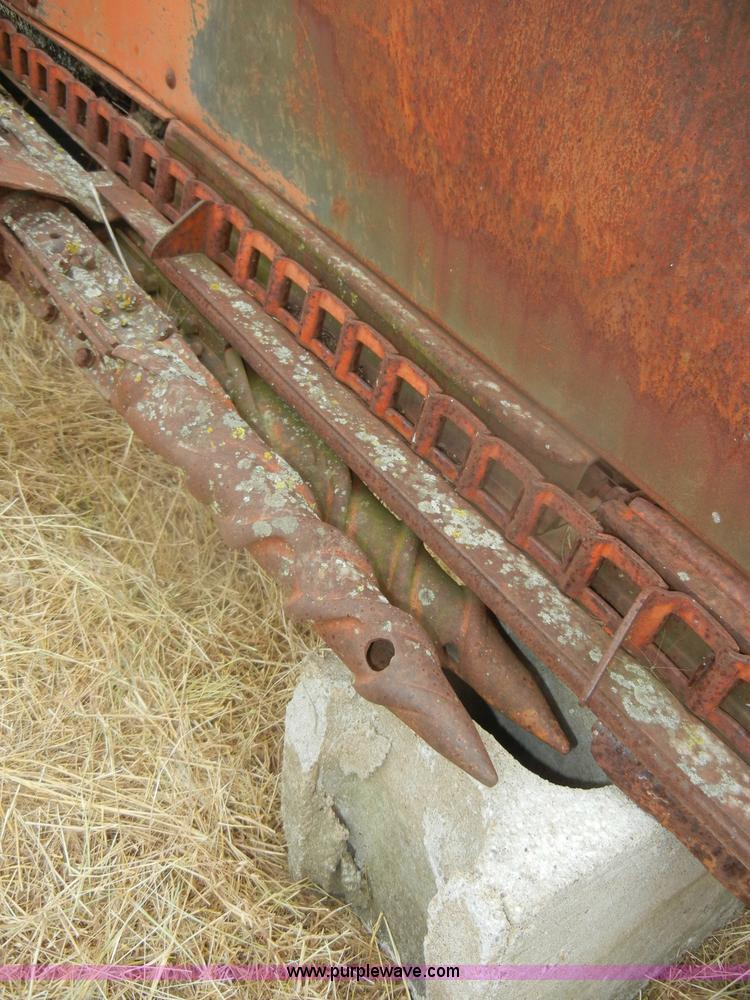 image for item N9818 1939 Allis-Chalmers WC tractor