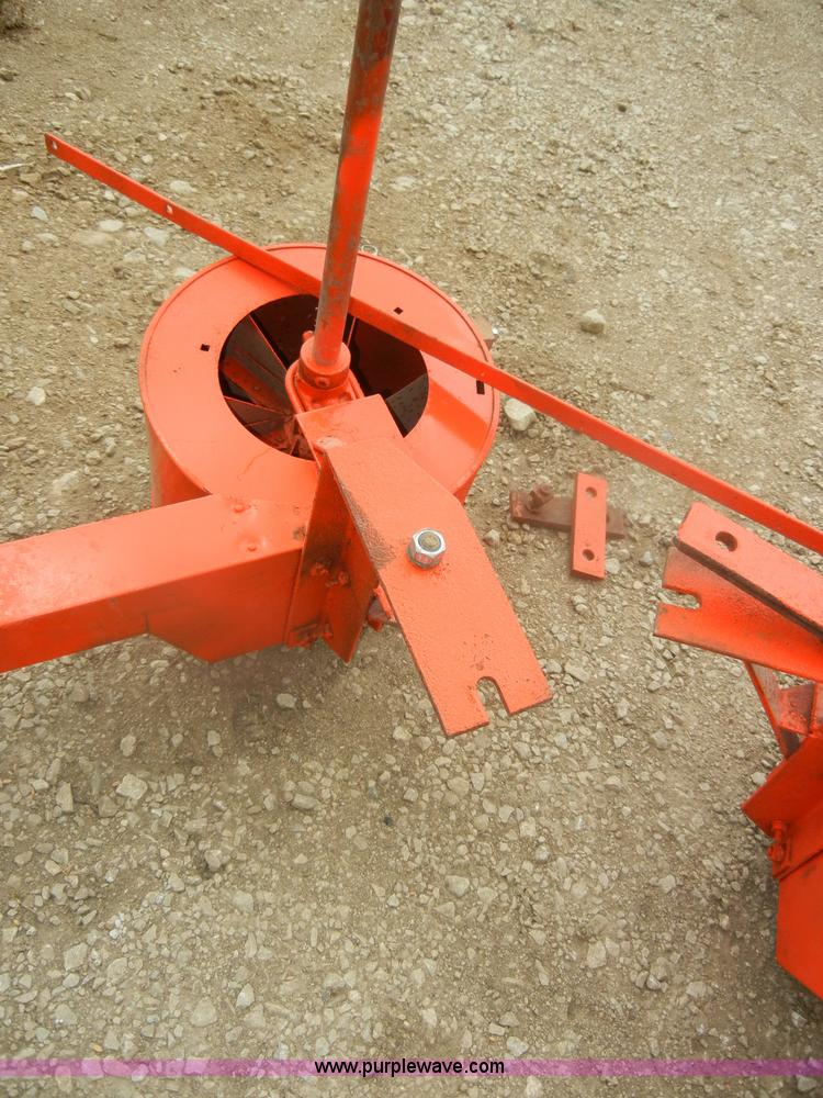 image for item N9818 1939 Allis-Chalmers WC tractor