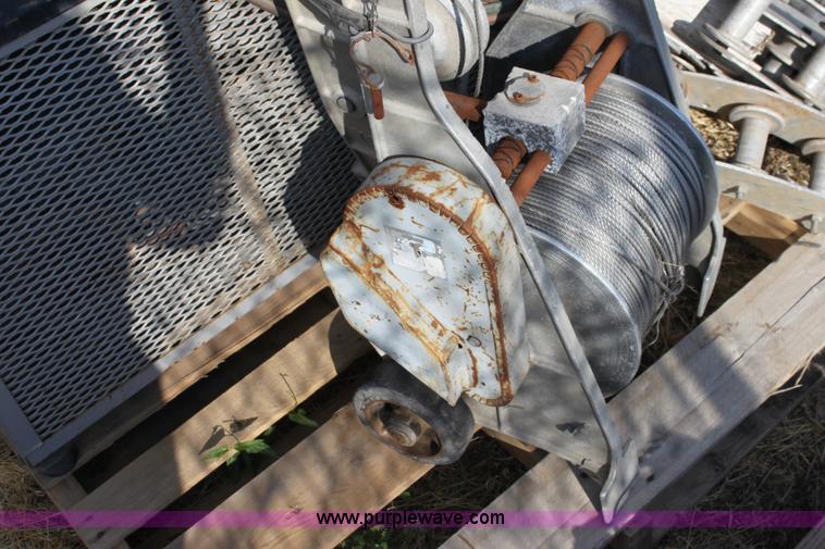 image for item B7320 Mako 5405-7 air compressor