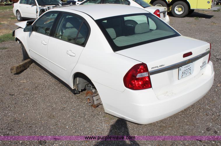 image for item B7321 2007 Chevrolet Mailibu LS