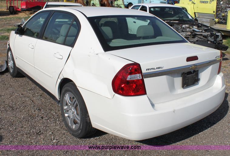 image for item B7323 2007 Chevrolet Malibu LS