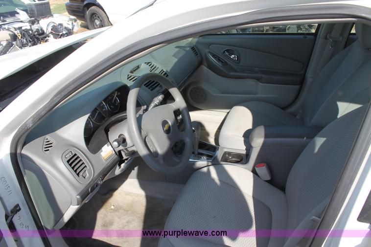 image for item B7323 2007 Chevrolet Malibu LS