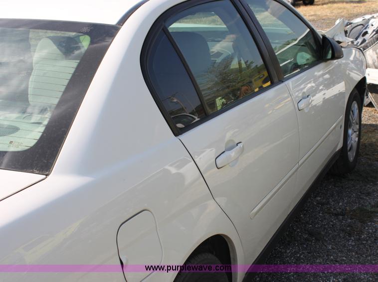 image for item B7323 2007 Chevrolet Malibu LS