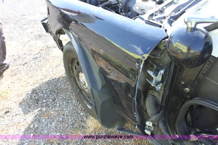 image for item B7327 2009 Ford Crown Victoria Police Interceptor
