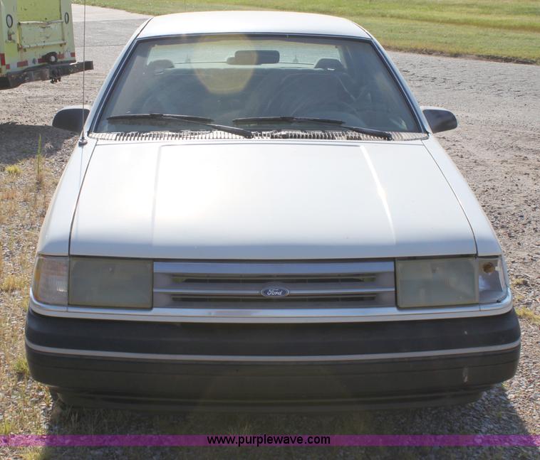 image for item D5291 1991 Ford Tempo GL