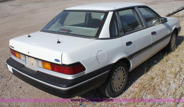 image for item D5291 1991 Ford Tempo GL