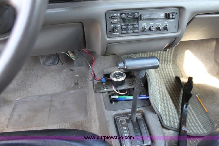 image for item D5291 1991 Ford Tempo GL