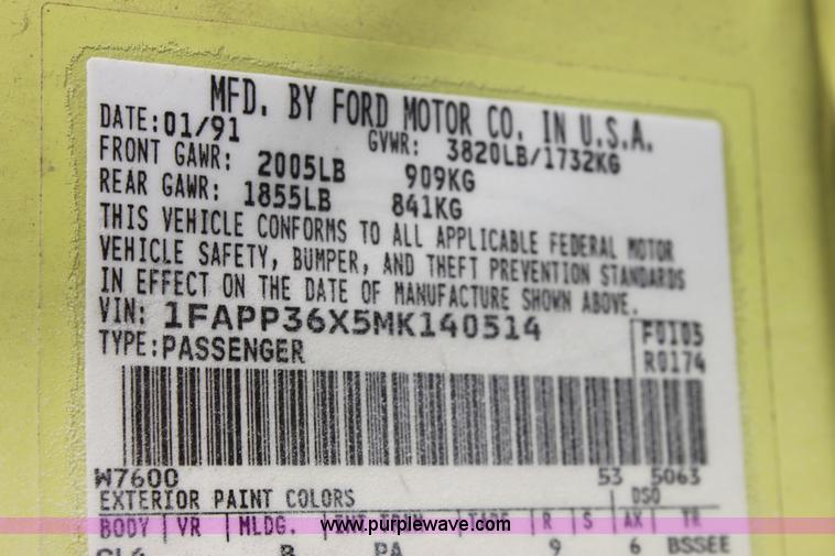image for item D5291 1991 Ford Tempo GL
