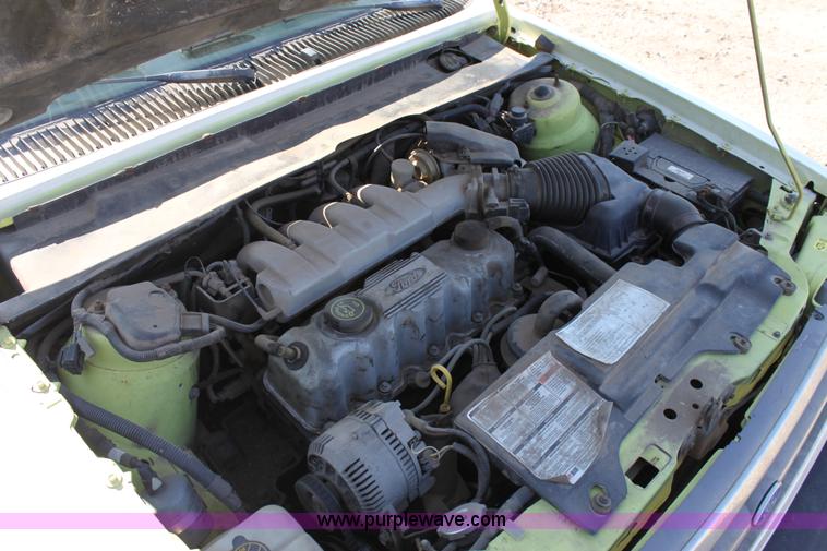 image for item D5291 1991 Ford Tempo GL