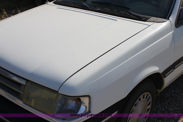 image for item D5291 1991 Ford Tempo GL