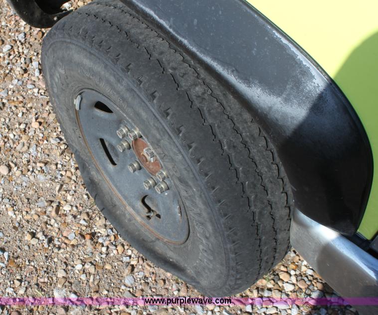 image for item D5293 1995 Chevrolet Cheyenne K2500 utility pickup truck