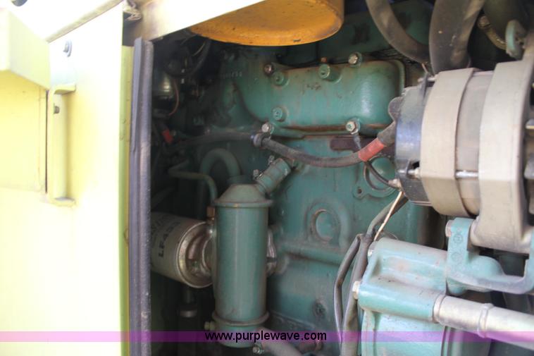 image for item D5294 1987 Michigan L70 wheel loader