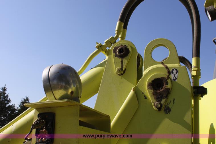 image for item D5294 1987 Michigan L70 wheel loader