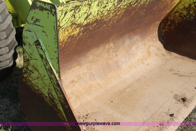 image for item D5294 1987 Michigan L70 wheel loader