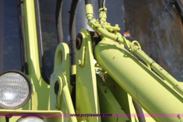 image for item D5294 1987 Michigan L70 wheel loader