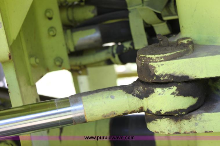 image for item D5294 1987 Michigan L70 wheel loader