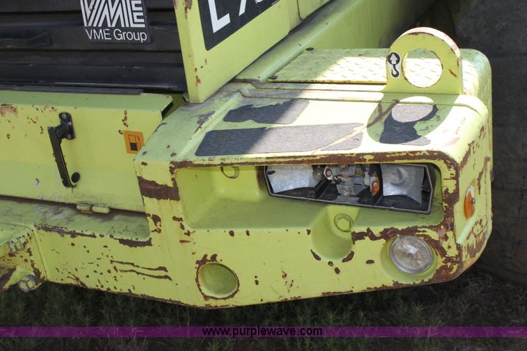 image for item D5294 1987 Michigan L70 wheel loader