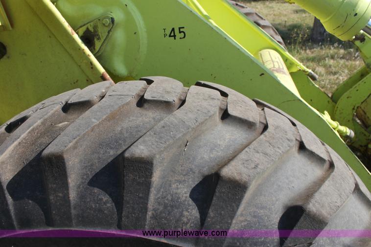 image for item D5294 1987 Michigan L70 wheel loader