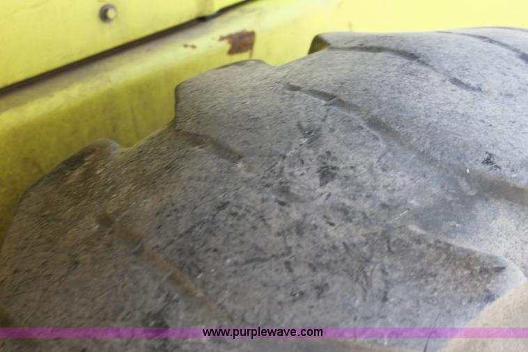 image for item D5294 1987 Michigan L70 wheel loader