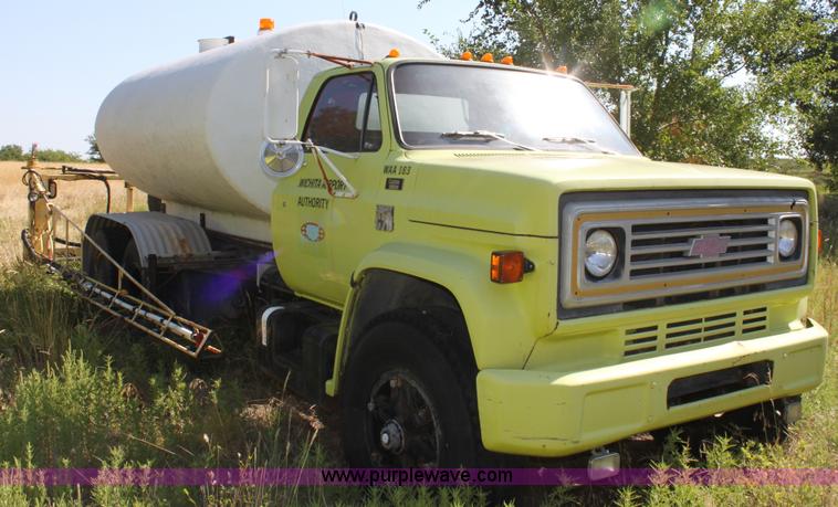 image for item D5303 1979 Chevrolet C70 de-ice truck