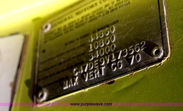 image for item D5303 1979 Chevrolet C70 de-ice truck