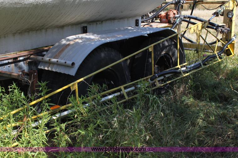 image for item D5303 1979 Chevrolet C70 de-ice truck