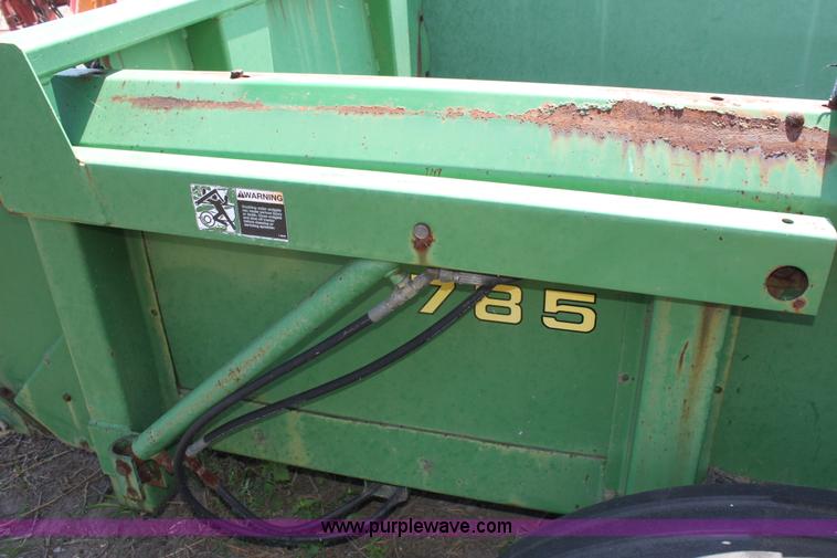 image for item D5304 John Deere 785 manure spreader