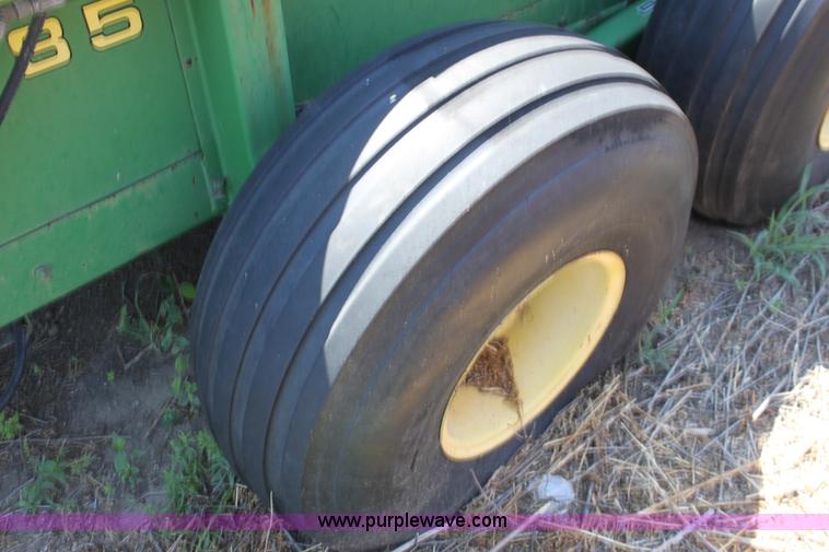image for item D5304 John Deere 785 manure spreader