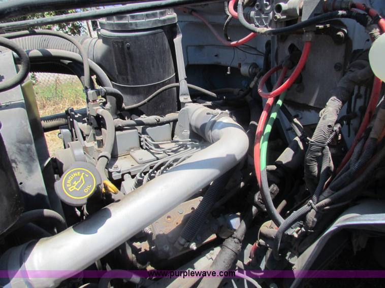 image for item D5312 1997 Ford F800 dump truck