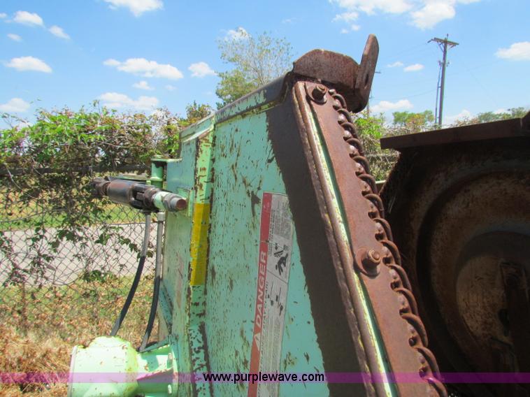 image for item D5316 2002 Shulte XH1500 batwing mower