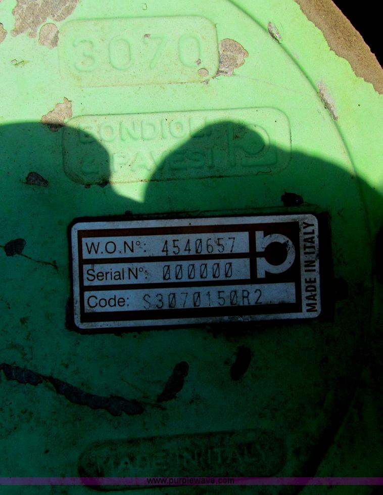 image for item D5316 2002 Shulte XH1500 batwing mower