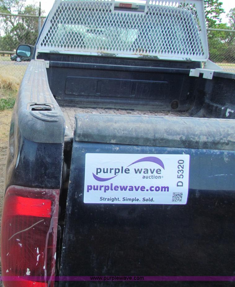 image for item D5320 2003 Ford F250 XL Super Duty SuperCab pickup truck