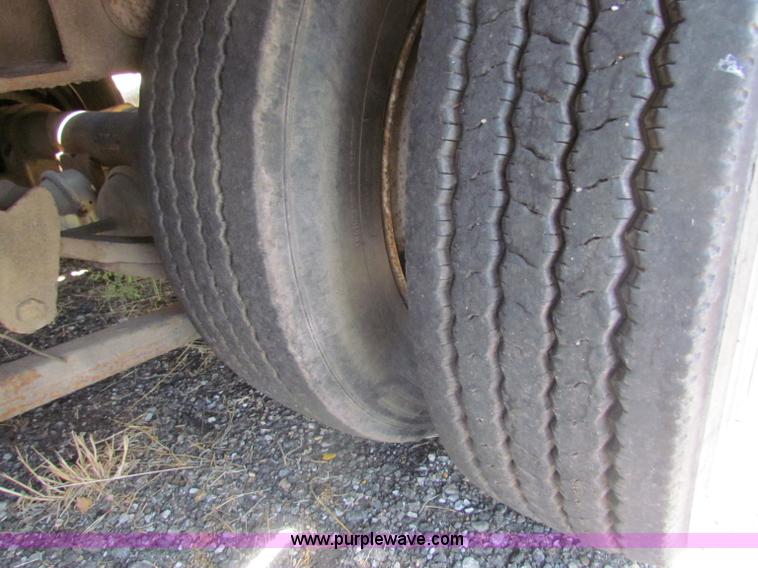 image for item D5321 1997 Dynaweld tandem axle trailer