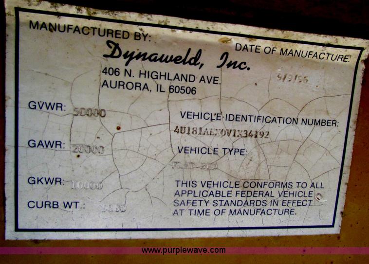 image for item D5321 1997 Dynaweld tandem axle trailer