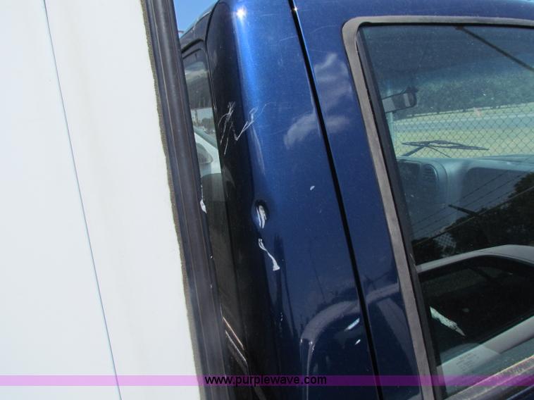 image for item D5323 2000 Chevrolet 2500 LS pickup truck