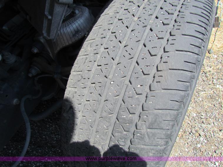 image for item D5324 2006 Ford Crown Victoria