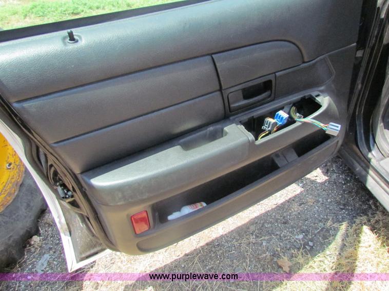 image for item D5325 2008 Ford Crown Victoria