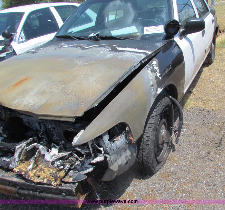image for item D5325 2008 Ford Crown Victoria