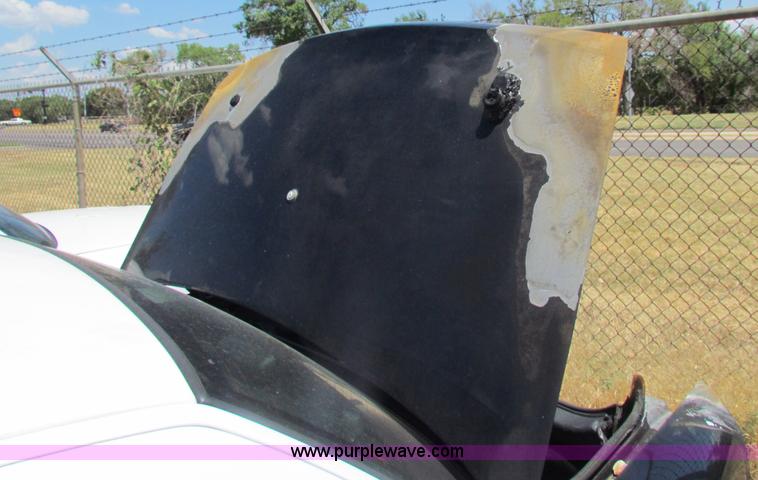 image for item D5325 2008 Ford Crown Victoria