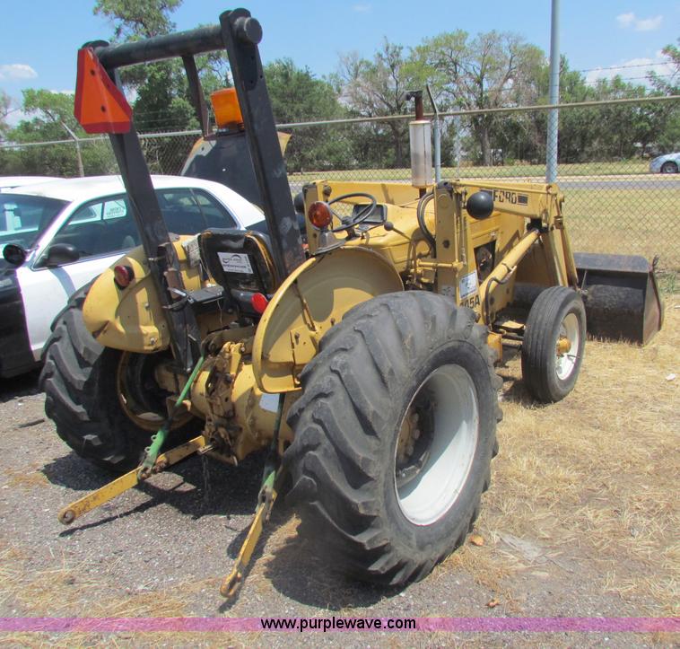 image for item D5326 Ford 445A tractor