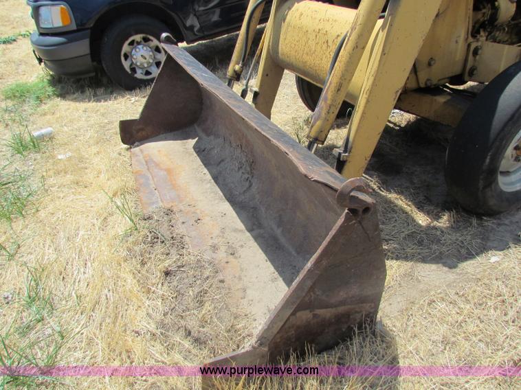 image for item D5326 Ford 445A tractor