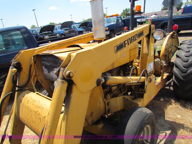 image for item D5326 Ford 445A tractor