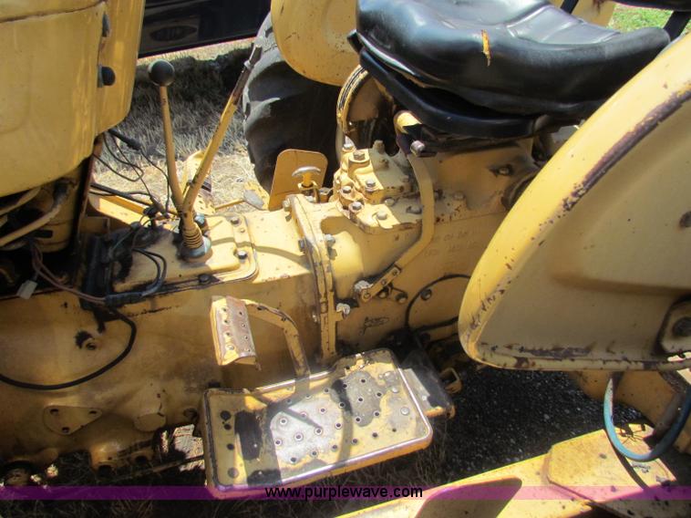 image for item D5326 Ford 445A tractor