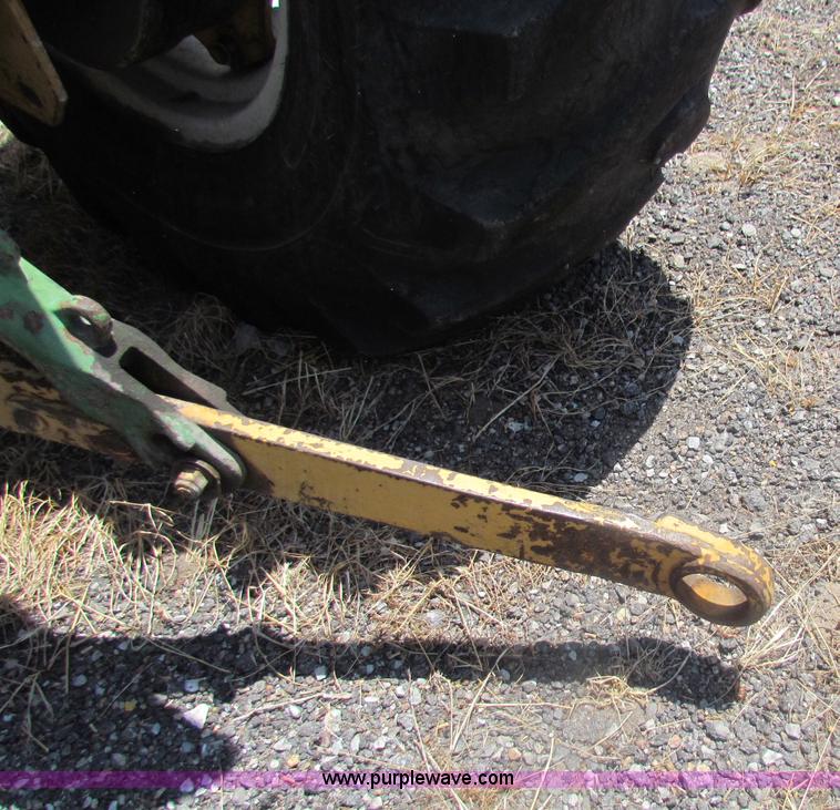 image for item D5326 Ford 445A tractor