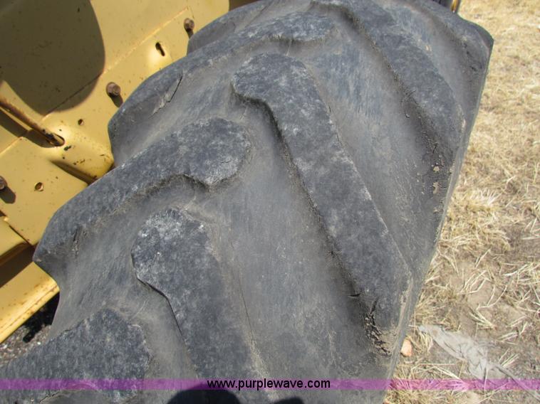 image for item D5326 Ford 445A tractor