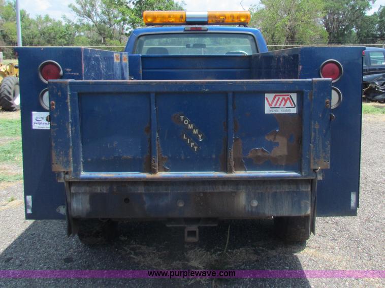 image for item D5328 1994 Ford F350 XL utility pickup truck