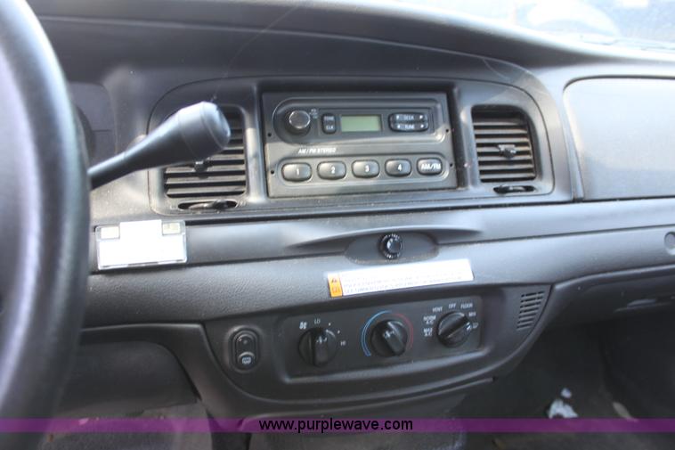 image for item D5330 2009 Ford Crown Victoria Police Interceptor