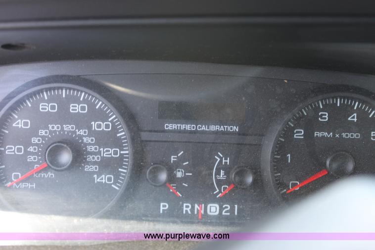image for item D5330 2009 Ford Crown Victoria Police Interceptor