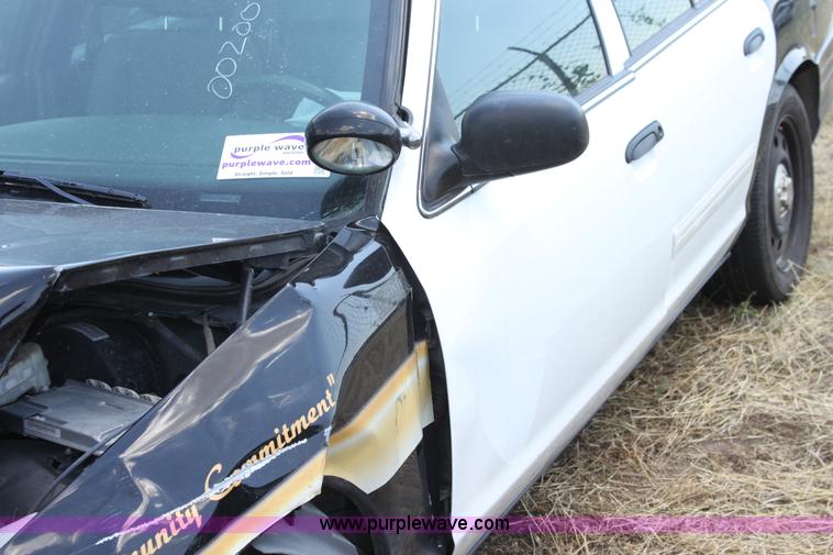 image for item D5330 2009 Ford Crown Victoria Police Interceptor